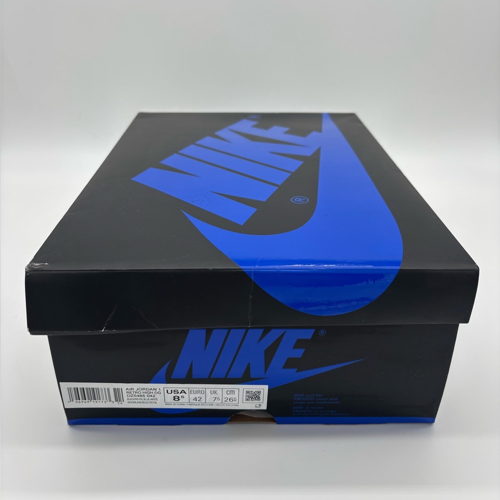 Air Jordan 1 Retro High OG - Picture 7 of 7